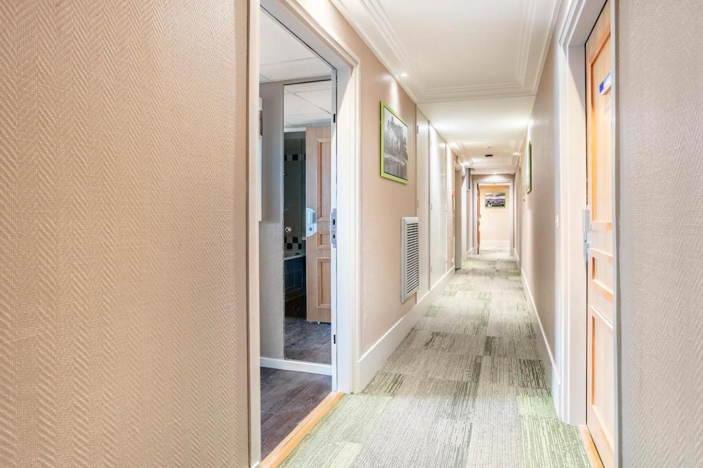 קורבוו Mycityhaven Paris La Defense מראה חיצוני תמונה