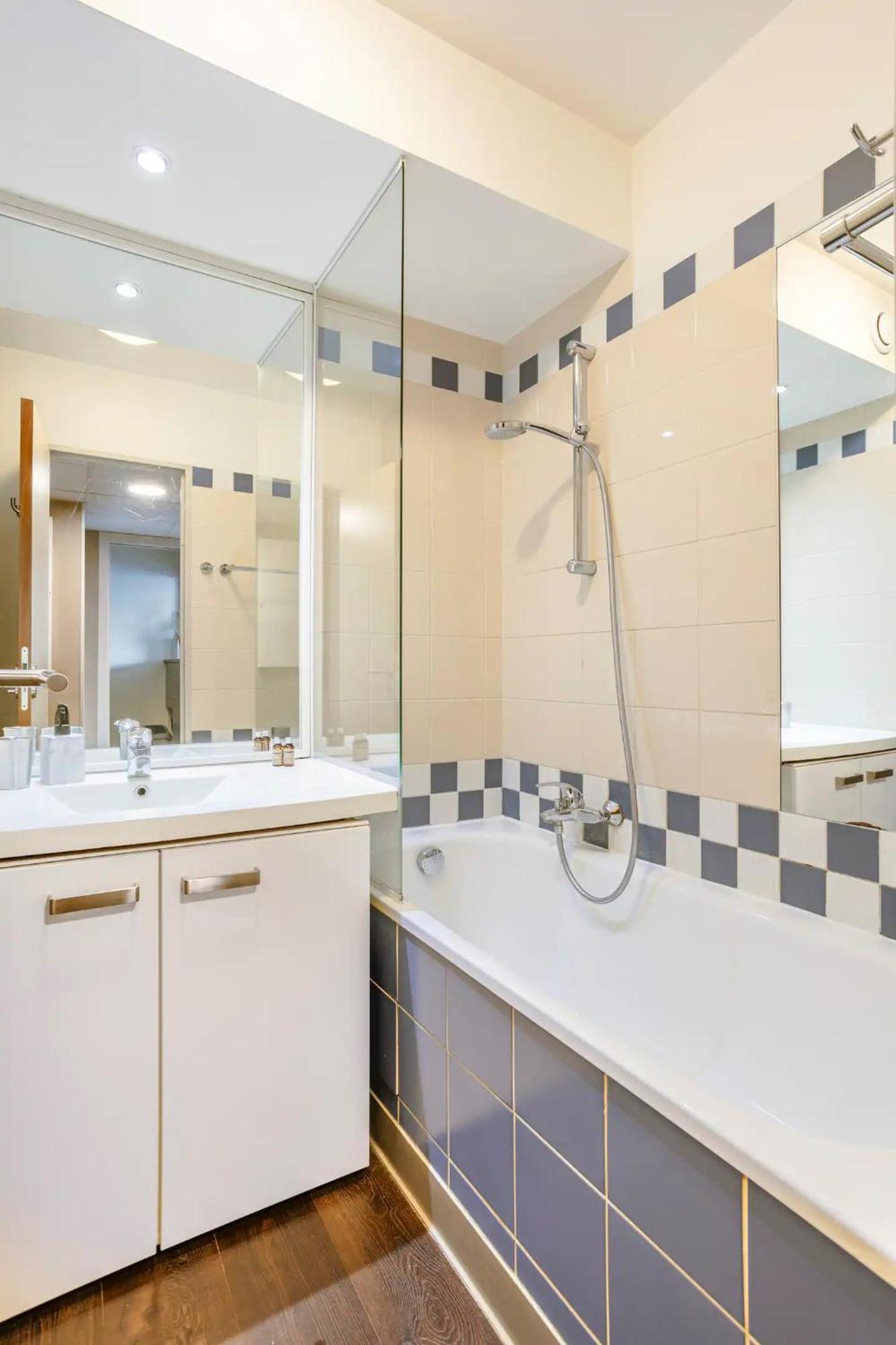 קורבוו Mycityhaven Paris La Defense מראה חיצוני תמונה